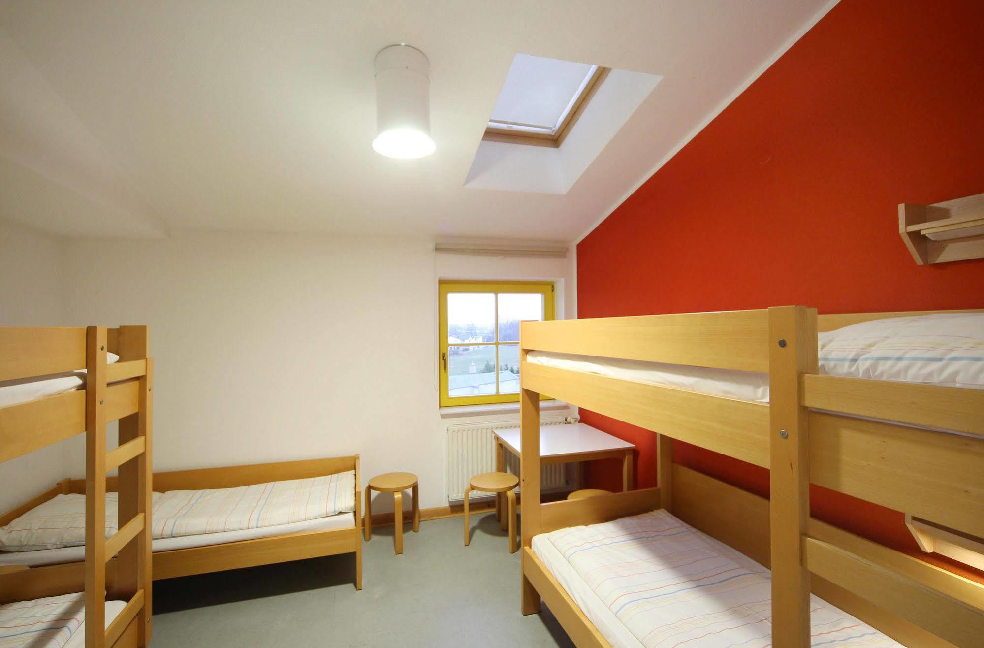 Fünfbettzimmer